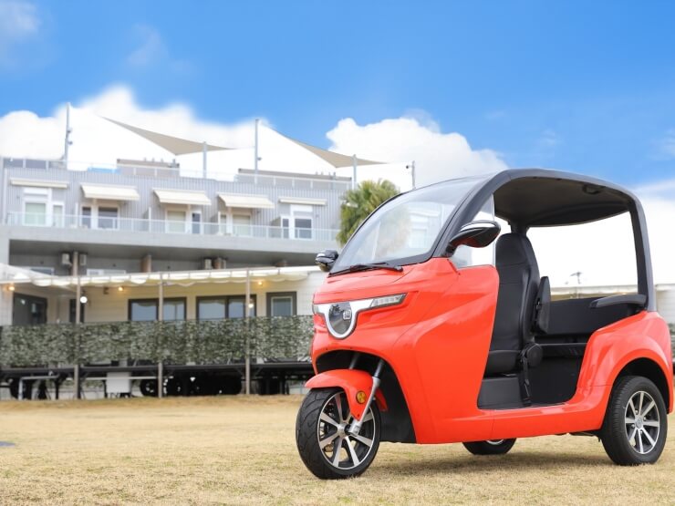 九州・鹿児島県にある吹上浜フィールドホテルで乗れるトゥクトゥク