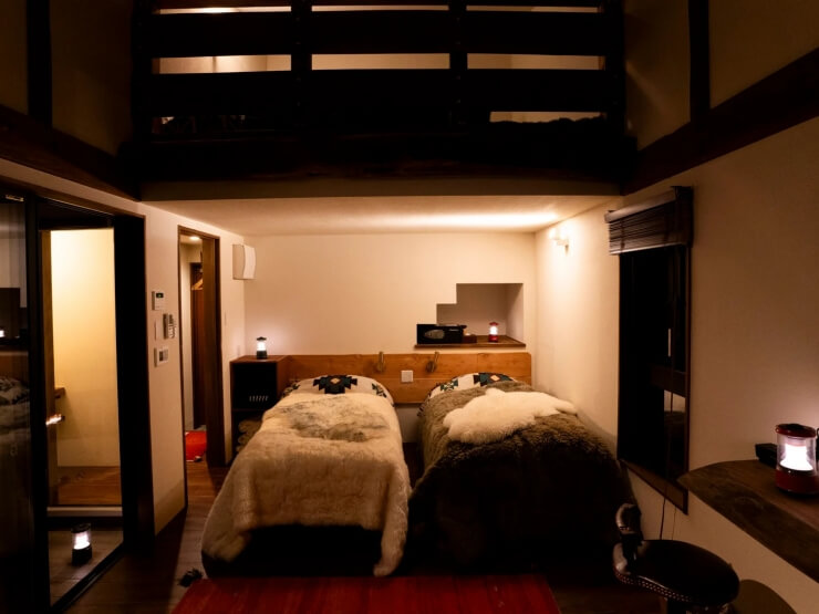 room_image