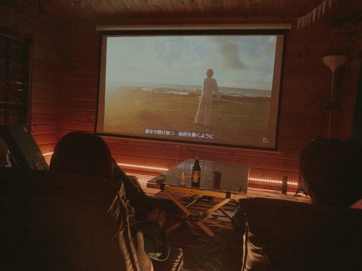 アミューズメント ログハウスグランピング RiversideOasis WAKU↑WAKU･BASE