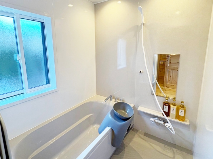 room_image