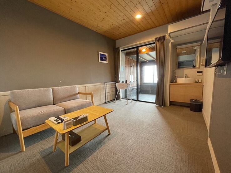 room_image