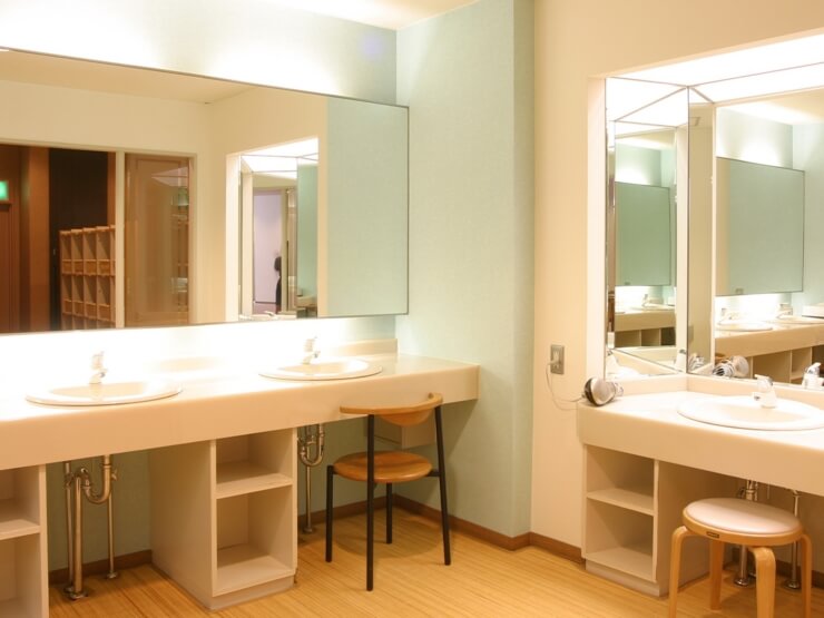 room_image