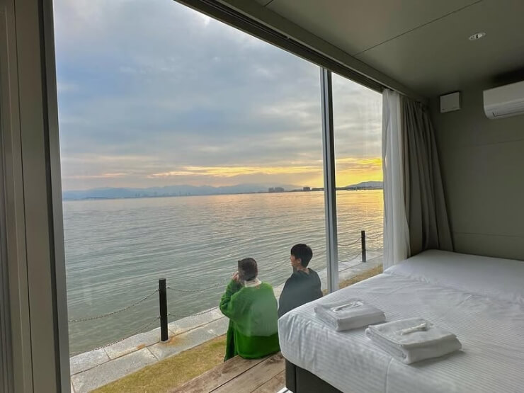 room_image