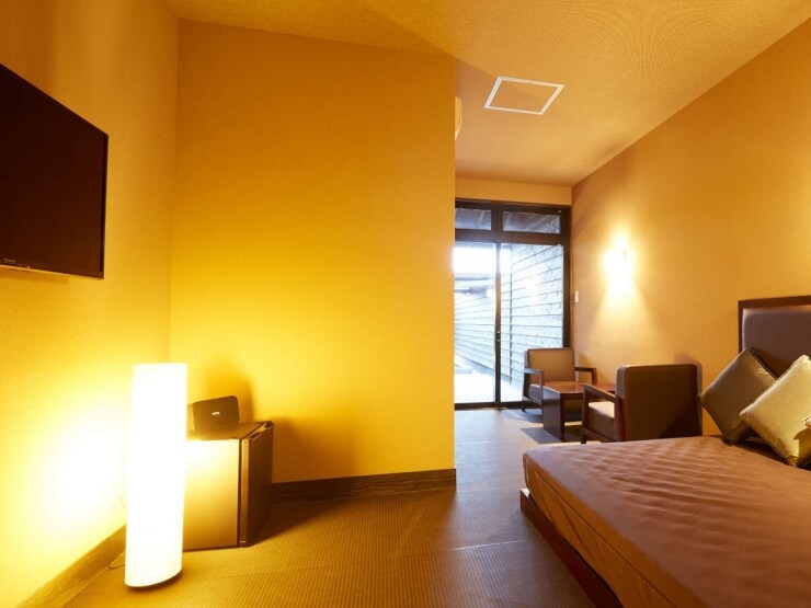 room_image