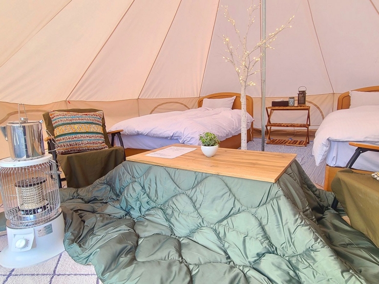 こたつが入った冬仕様のコットンテント