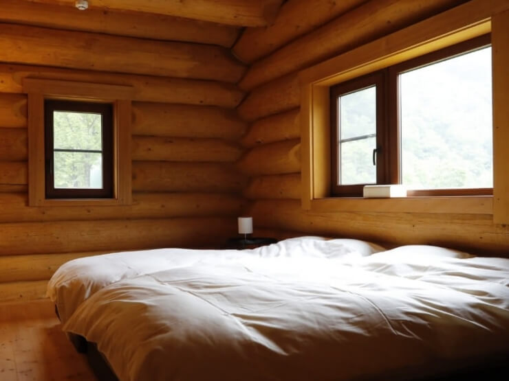 room_image