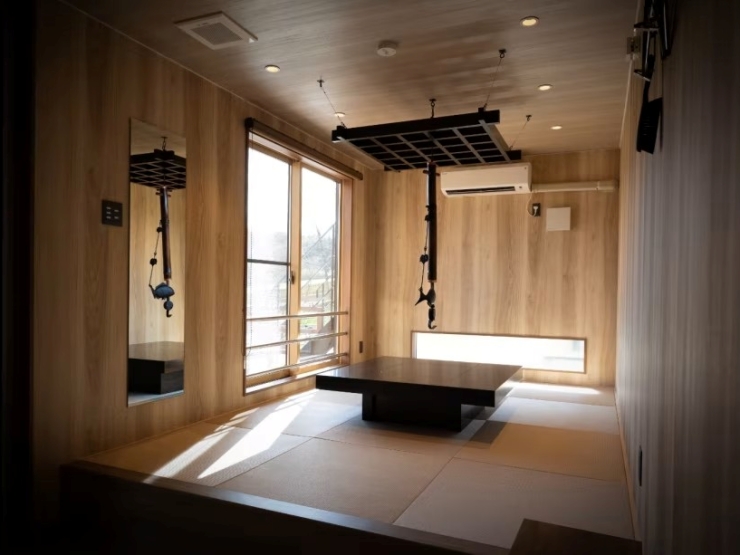 room_image