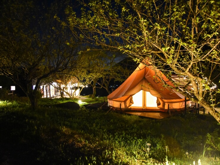 ties Camp Ground Nagisoの夜の様子