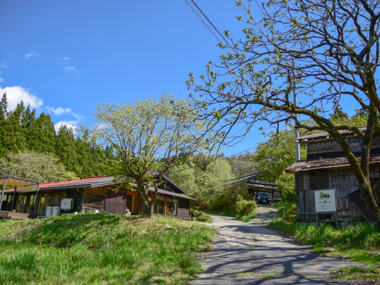 ties Camp Ground Nagisoを案内する2つ目の看板